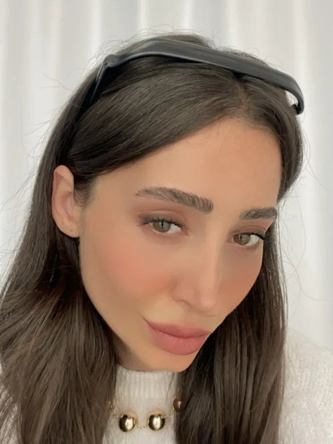 Siyah Gözlük Model Taç